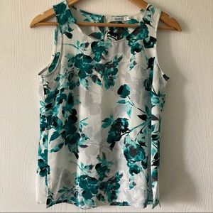 Floral Sleeveless Blouse